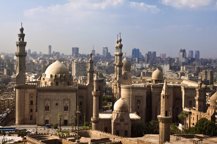 Pour réduire sa facture énergétique, l’Egypte réduit les horaires des restaurants et des musées - Depositphotos.com, mikdam