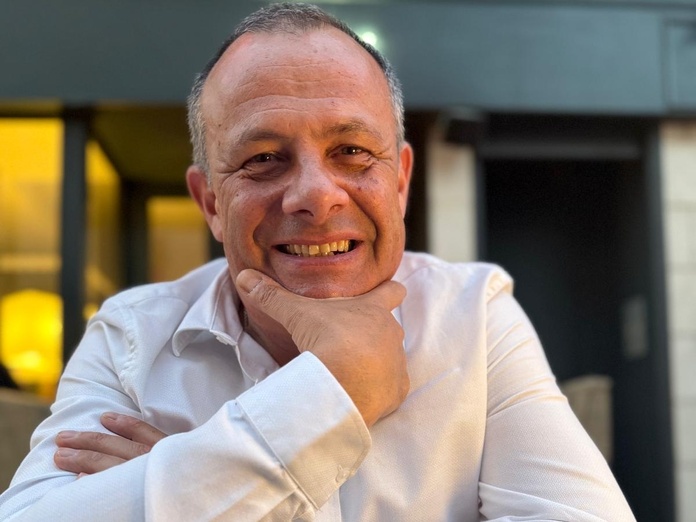 « Si la loi dit que le tour-opérateur doit payer, alors il paie. Je ne suis pas philanthrope », tranche Pierre Doucet, patron du réseau Terres d’Ailleurs, au sujet du rapatriement des voyageurs suite au conflit dans le Golfe - Terres d’Ailleurs