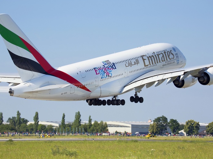 Emirates monte en puissance, Qatar Airways immobilise ses A380, Bahreïn rouvre son espace aérien... - Depositphotos.com, kamilpetran
