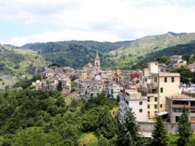 Le beau village de Novara di Sicilia - DR : G.S