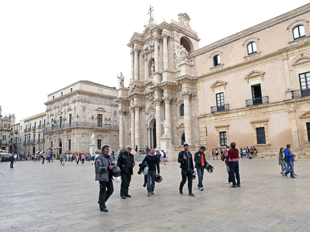 Visite de Syracuse à pieds. DR : G.S Visite de Syracuse à pieds. DR : G.S