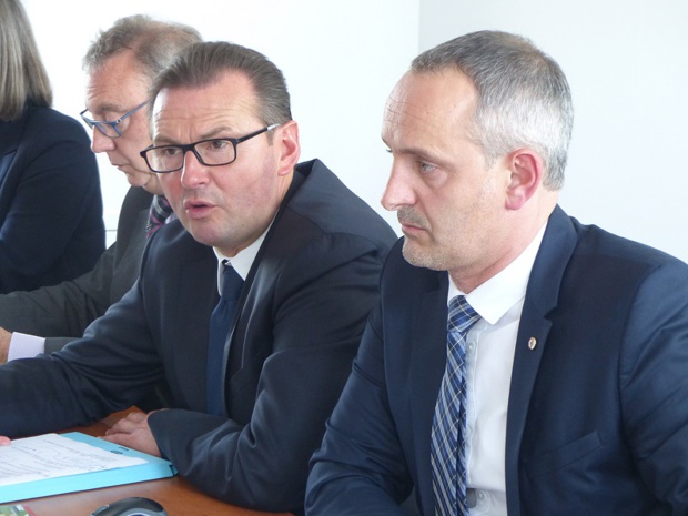 Frédéric Leturque, président du CRT Nord-Pas de Calais, entouré de Pascal Sarpaux, trésorier du CRT et Christian Berger, directeur du CRT Nord-Pas de Calais - DR : Nord-Pas de Calais Tourisme