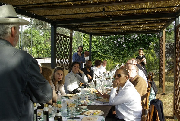 Les journalistes ont pu goûter aux spécialités gastronomiques des Pouilles - Photo : Héliades