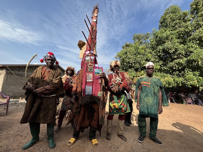Nous sommes près de Faranah, terre des griots et patrie des Dozos, médecines-mens de la jungle. - Photo PB