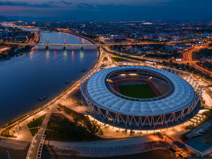 La finale de l’UEFA Champions League opposera le PSG à Arsenal le 30 mai 2026 à la Puskás Aréna de Budapest.    DepositPhotos.com/zoltangabor
