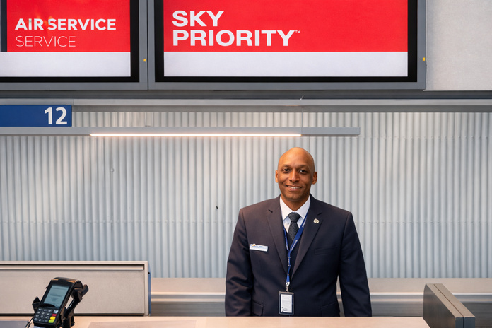 Un rôle d’assistance, mais aussi de commercial où il faut là aussi promouvoir les offres de la compagnie et fidéliser la clientèle. - Photo : Air France