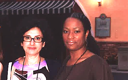 Une équipe féminine venue de France et de Martiniue à la tête d'un réceptif US qui a fait son chemin. Muriel Semama (à gauche) et Erika Elisabeth. Crédit "Harlem Spirituals".