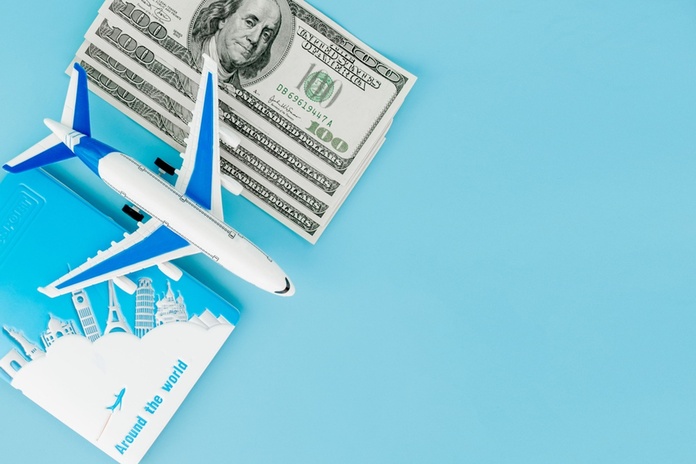 Le prix moyen d’un aller-retour en classe économique au départ des USA est descendu à 1 028 dollars pour la semaine du 25 mai 2026, après quatre semaines consécutives de baisse.@depositphotos/volody100@ukr.net