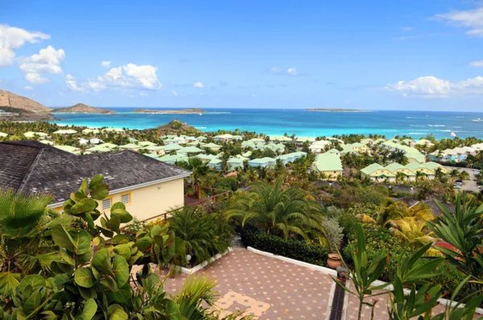 Air Caraïbes ouvre une liaison directe entre Fort-de-France et Saint-Martin dès cet été, Depositphotos.com, Image de ginosphotos1