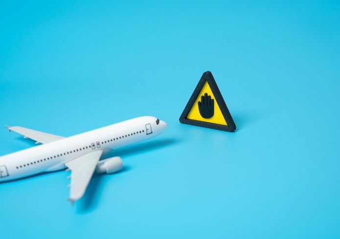 Liste noire UE : le Kirghizistan en sort, Air Express Algeria y entre, la Tanzanie y reste... - Depositphotos.Com Auteur ilixe48