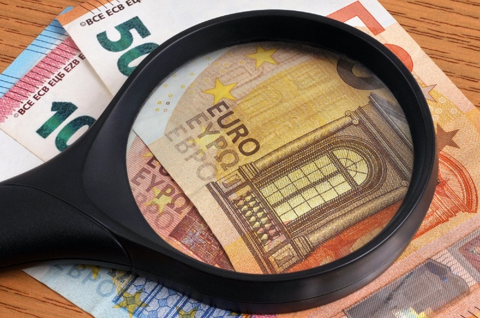 L'euro sous pression face au dollar - Depositphotos.com  Auteur modesto3