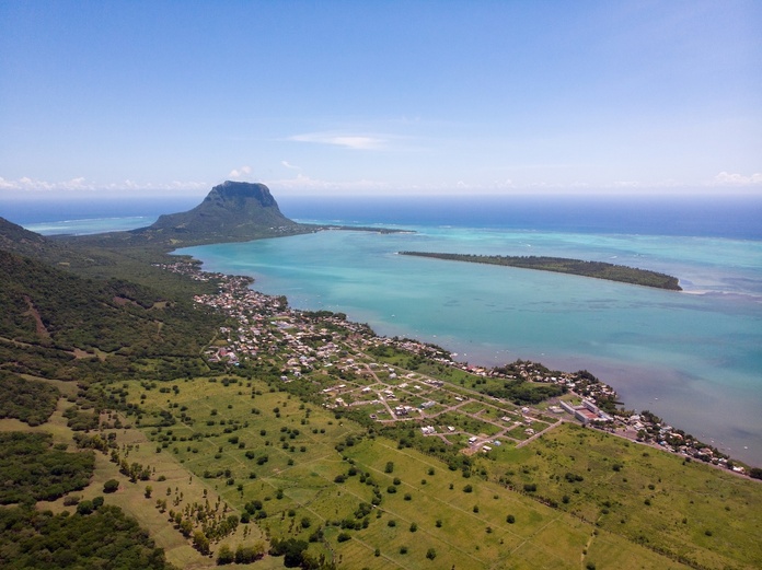 Le Dinarobin Beachcomber, établissement du sud-ouest de l'île Maurice, fête ses 25 ans et dévoile son programme de célébrations - Depositphotos.com, Dmitry100