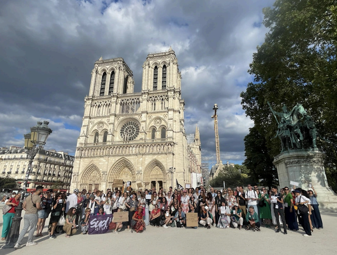 La contestation monte autour de l'accès à la cathédrale Notre-Dame de Paris - Photo : Marie Segura