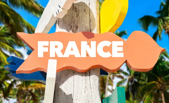 73 % des Français prévoient de rester dans l'Hexagone - Depositphotos.com @gustavofrazao