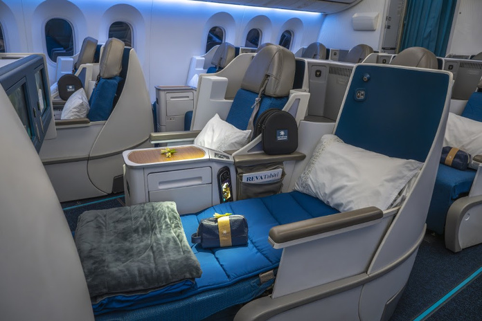 Air Tahiti Nui enrichit le confort de sa classe Poerava Business, avec un nouveau surmatelas - Photo : Air Tahiti Nui