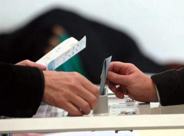 La Case de l'Oncle Dom : la raison a eu raison en Selectourie... enfin ! La Case de l'Oncle Dom : la raison a eu raison en Selectourie... enfin !