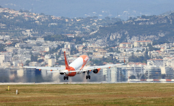 Les avions d'easyJet au départ et à destination des Pays-Bas circuleront comme prévu malgré la grève des pilotes, annonce la compagnie aérienne - Photo : easyJet