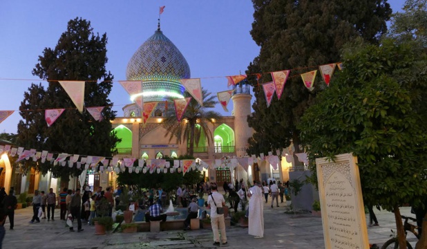A Chiraz dans la douceur d’un soir de ramadan - Photo Bernard Moulin A Chiraz dans la douceur d’un soir de ramadan - Photo Bernard Moulin