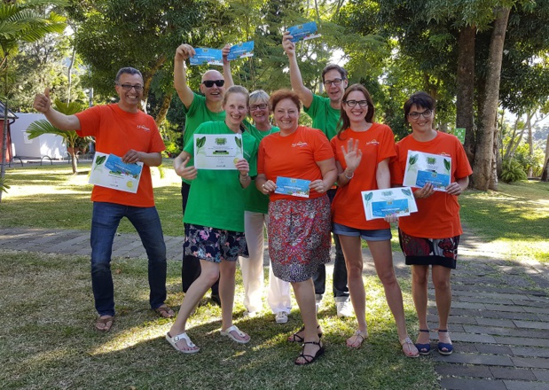 L'équipe française Maïdo (orange) et l'équipe allemande (Manapany) ont chacune remporté le Rallye dans leur catégorie - DR : A.B. L'équipe française Maïdo (orange) et l'équipe allemande (Manapany) ont chacune remporté le Rallye dans leur catégorie - DR : A.B.