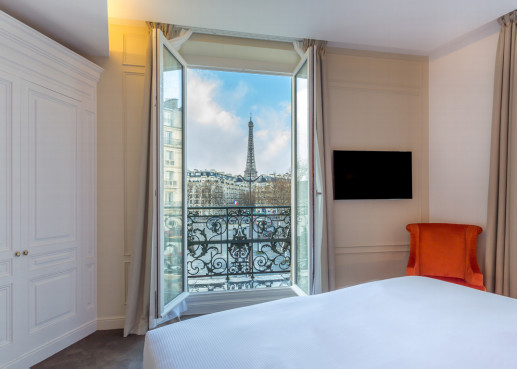 L'Hôtel La Comtesse est situé tout près de la Tour Eiffel et du Champs de Mars - Photo : Hôtel La Comtesse