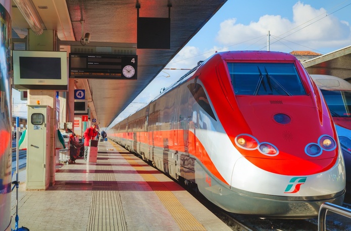 Trenitalia face à Eurostar : ce que la concurrence pourrait changer pour les voyageurs - Depositphotos.com @AndreyKr
