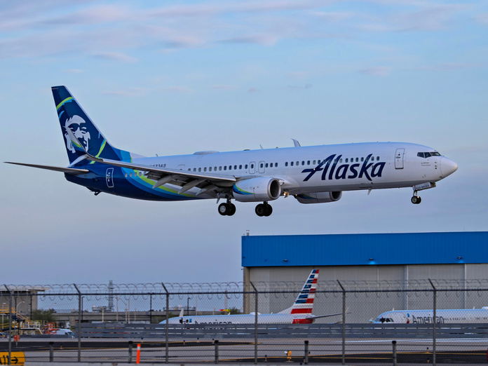 Alaska Airlines renforcera son réseau international au départ de Seattle avec deux nouvelles liaisons directes vers Paris et Athènes au printemps 2027.    DepositPhotos.com/RLGUESSAZ