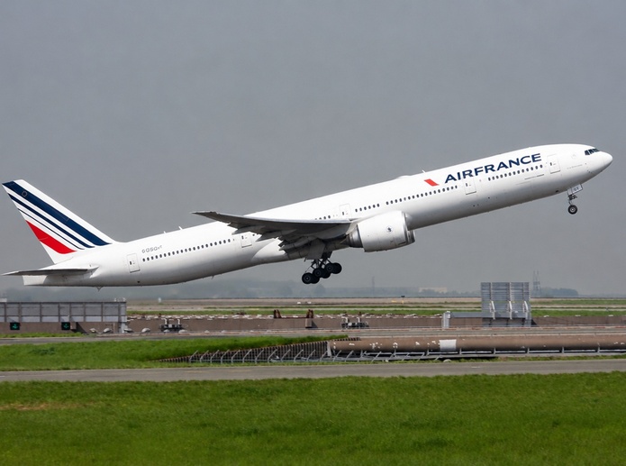 Air France reprend Dubaï et Riayd ce 26 août 2026 - Depositphotos