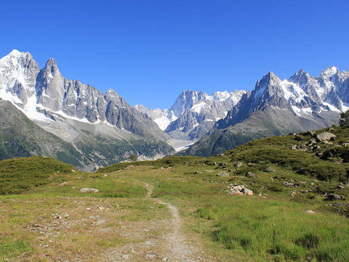 La montagne française affiche un taux d’occupation de 65,8 % durant l’été 2026.    DepositPhotos.com/Elenarts