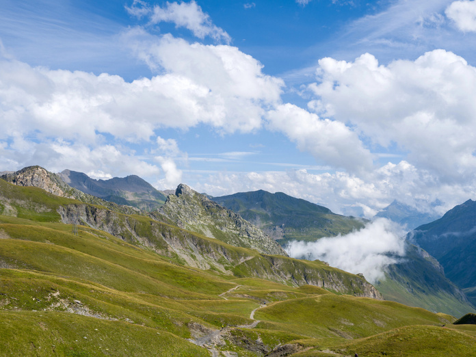 La montagne et les clientèles étrangères soutiennent l’activité touristique en Auvergne-Rhône-Alpes durant l’été 2026.   DepositPhotos.com/florentmartin