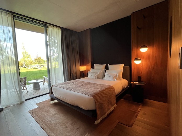 L'atmosphère intimiste de la chambre 403 - Photo : PB