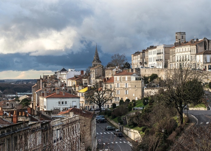 Dans les Charentes, l'arbitrage budgétaire des ménages a impacté la consommation locale - Depositphotos.com, hzparisien