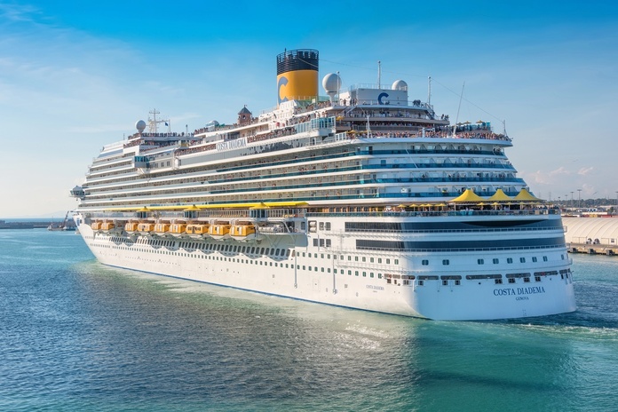 Costa Croisières a choisi la France pour le lancement de sa nouvelle campagne de marque - DepositPhotos.com, TallyPic