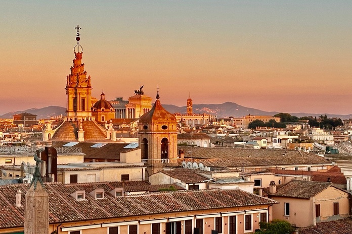 Les toits de Rome au coucher du soleil, depuis les terrasses de Borromini - Photo : Sébastien Cros