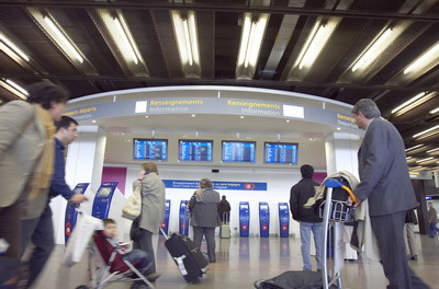 Grands départs : les aéroports impactés par une grève du personnel de sûreté Grands départs : les aéroports impactés par une grève du personnel de sûreté