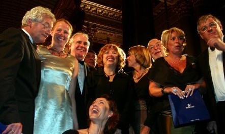 Les anciens présidents de congrès posent pour la postérité au Château de Versailles