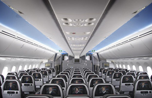 Le Boeing B787-9 Dreamliner propose 3 classes et 4 niveaux de confort - Photo : American Airlines