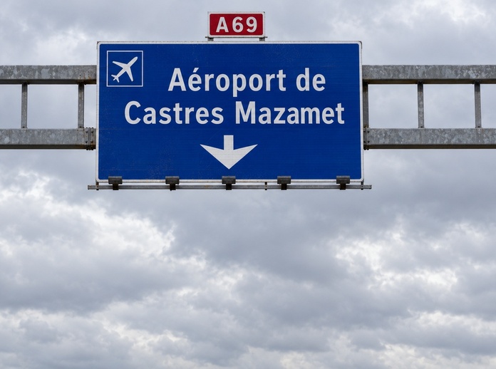 En 2025, seulement 30 259 passagers ont fréquenté l'aéroport de Castres - Depositphotos.com, modifié avec l'IA