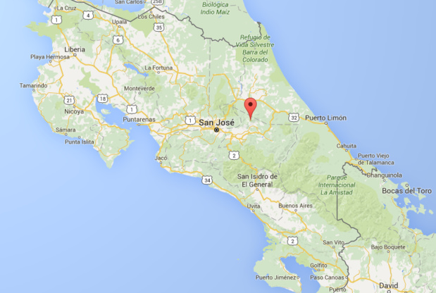 Le Volcan Turrialba au Costa Rica connait depuis le 30 avril de régulières éruptions de gaz et de cendres - DR