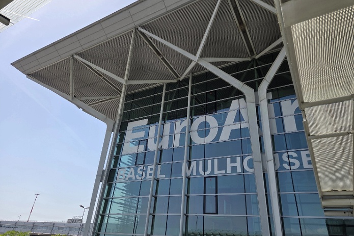EuroAirport : plus de 157 millions d’euros pour agrandir le terminal d’ici fin 2031 - Depositphotos.com andr.naegeli@gmail.com