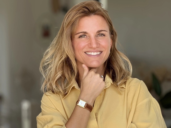 Alexiane Eymard est la directrice générale adjointe du groupe Hello Travel, qui détient les marques Copines de Voyage et Les Aventureurs. @Julien Fabro