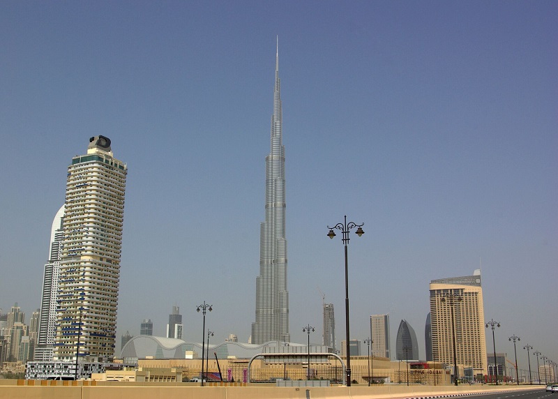 Véritable tour de Babel, Burj Khalifa voit défiler Japonais, Saoudiens, Anglais, Russes, Africains, Indiens… La Terre entière semble s’être donné rendez-vous dans le plus haut gratte-ciel du monde - DR : J.-F.R.