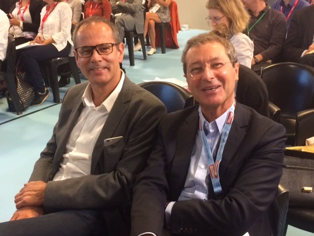 Patrice Caradec (à gauche), patron de Transat France, avec Pascal de Izaguirre, patron de TUI France - Photo : D.G.