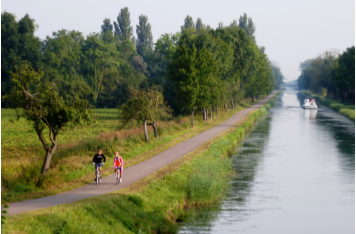 River tourism and bicycle touring join forces and expertise to promote French destinations