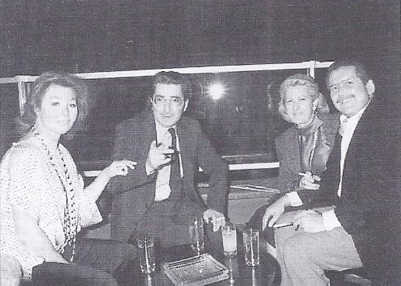 Dans les années 1960, Edmond et Nadine de Rothschild, avec Simone et Gilbert Trigano - DR : Avec l'aimable autorisation du Club Med