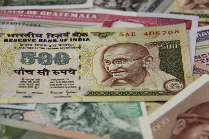 La décision des autorités indiennes concerne les billets de 500 et 1 000 roupies indiennes - Photo : Marco Desscouleurs-Fotolia.com
