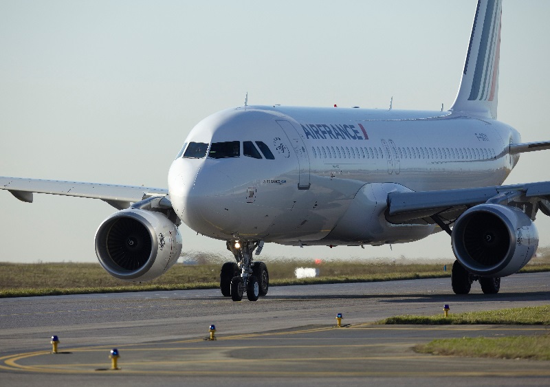 A320 Air France au roulage à CDG - Photo LEROUX, Christophe