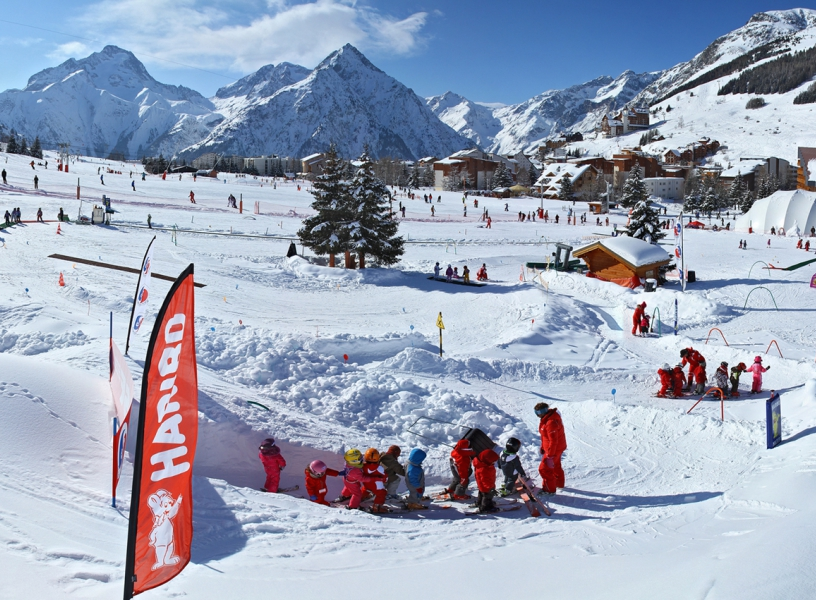 "Plusieurs générations d'exploitants se succèderont avant que les effets du changement climatique n'aient un impact significatif sur la capacité à offrir du ski en montagne"- DR : B.LONGO / OT Les 2 Alpes
