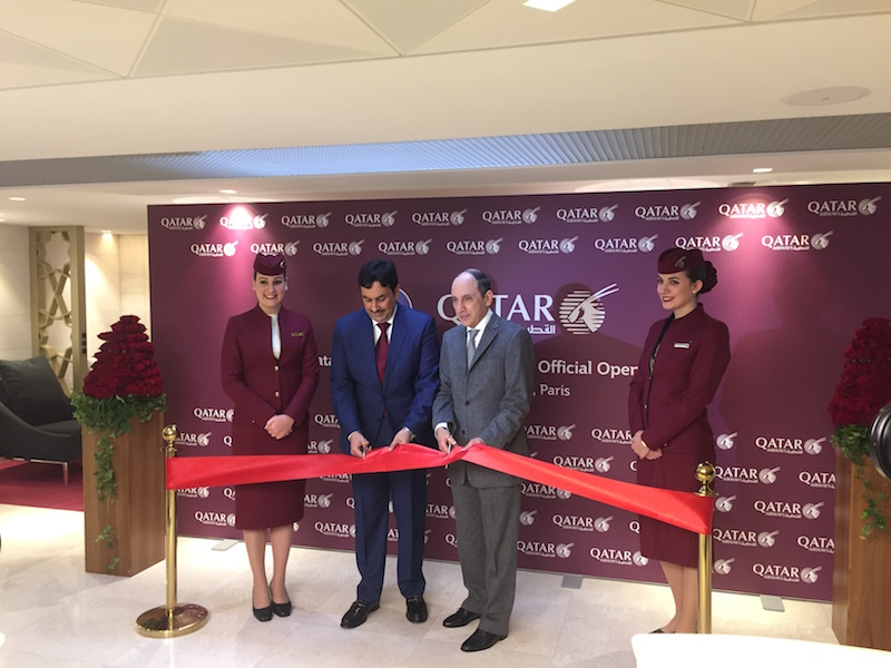 Les dirigeants de Qatar Airways inaugurent le nouveau lounge de la compagnie à Paris, le 12 janvier ©PG Tour Mag