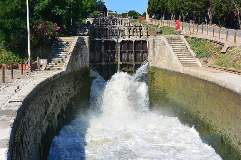 canal du midi ecluse