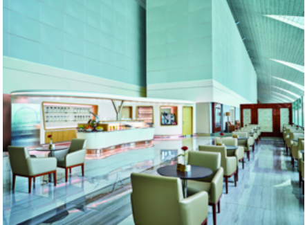 Les personnes qui accompagnent des voyageurs membres du programme de fidélité d'Emirates peuvent désormais accéder aux 7 salons de la compagnie aérienne à l'aéroport international de Dubaï - Photo : Emirates